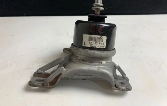 Land Rover Discovery Sport Engine mounting bracket BJ326F012AB G3046001