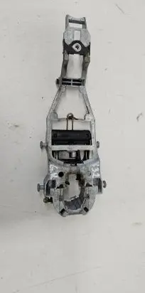 Skoda Octavia Mk2 (1Z) Rear door exterior handle/bracket 1Z0839885