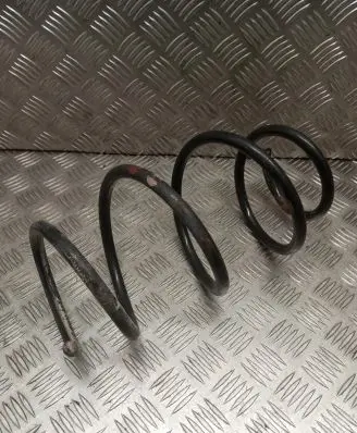 Toyota Auris 150 Front coil spring