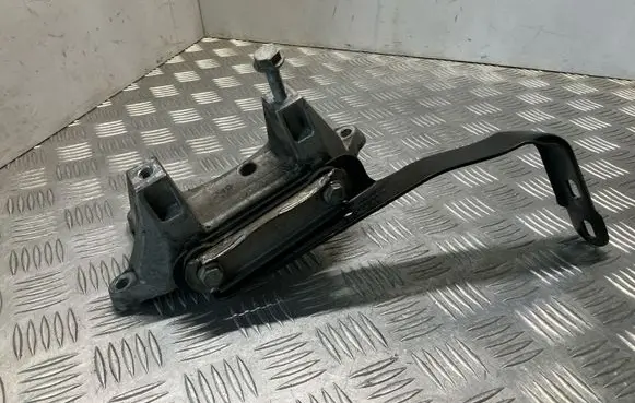 Mercedes-Benz C W204 Gearbox mounting bracket A2112420340