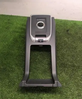 Land Rover Discovery 5 Other center console (tunnel) element FK72045A66E HJ3214C559AB HJ327E453AE