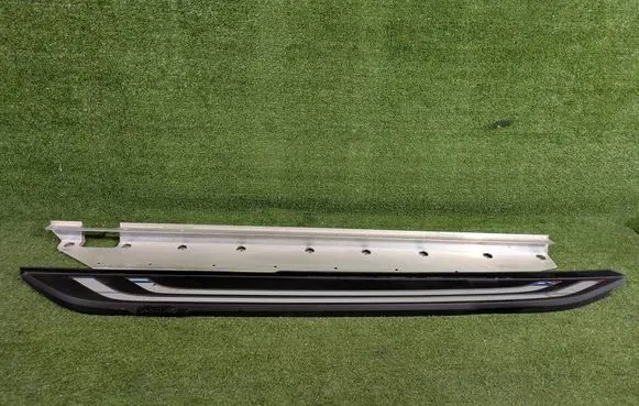 Toyota RAV 4 (XA50) Sill