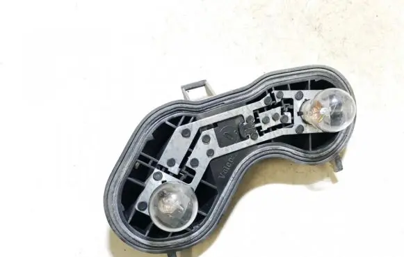 Renault Megane II Tail light bulb cover holder 89026012