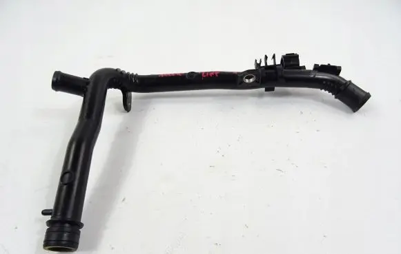 Volkswagen Touran III Engine coolant pipe/hose E204