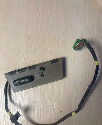 Volvo XC90 Seat control switch 39899885