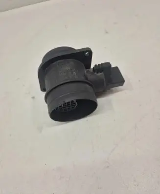 Skoda Octavia Mk2 (1Z) Mass air flow meter 038906461B 0281002531