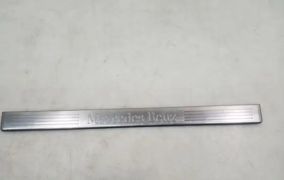 Mercedes-Benz E W212 Front sill trim cover A2126860936