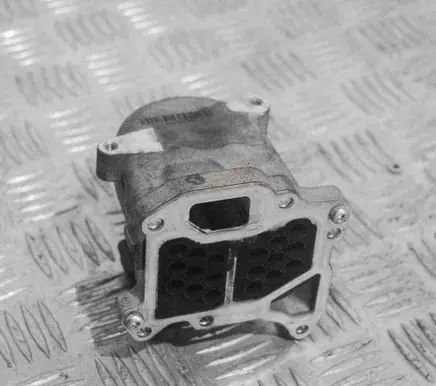 Citroen C3 EGR valve cooler VP9PLH19206A