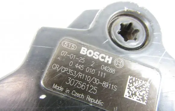 Volvo S80 Fuel injection high pressure pump 0445010111