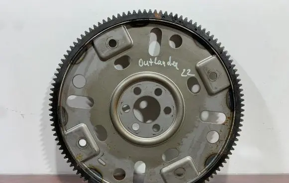 Mitsubishi Outlander IV Flywheel