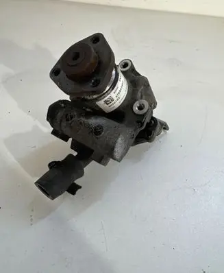 BMW 3 E90 E91 Power steering pump 678883803 5002102