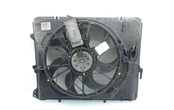 BMW 1 E81 E87 Fan set 1137328144 3213295 7563259
