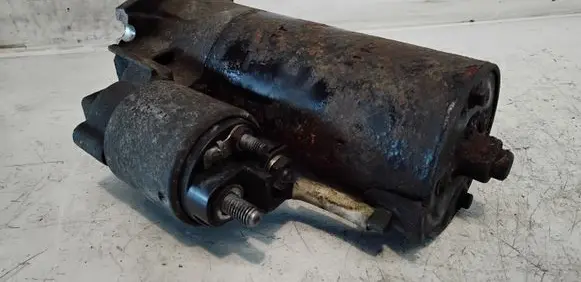 Volvo V70 Starter motor