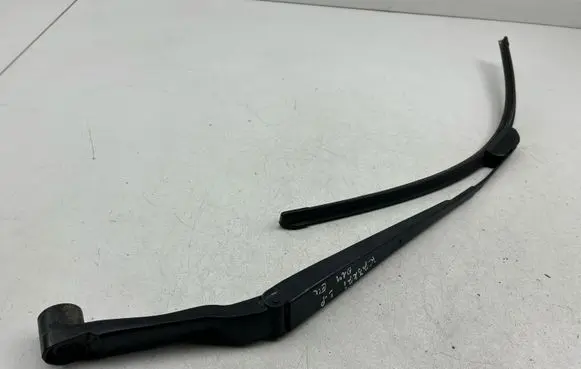 Nissan Qashqai Windshield/front glass wiper blade 