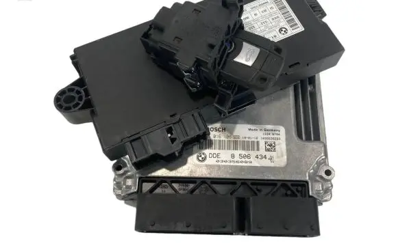 BMW 3 E90 E91 Engine ECU kit and lock set 8506434 0281016106 9217853