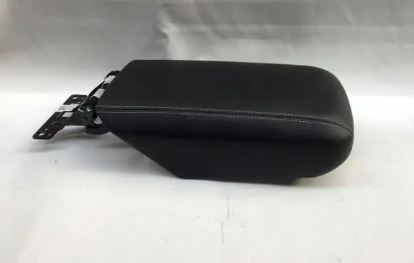 KIA Sportage Armrest 84660R200WK2