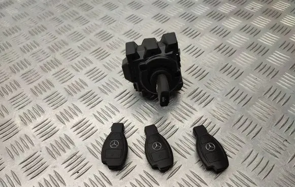 Mercedes-Benz Vito Viano W447 Ignition lock A4479003819