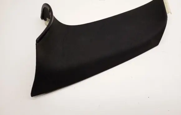 Mercedes-Benz C W204 (D)pillar trim (top) a2046901625