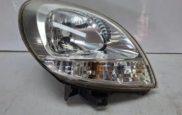 Renault Kangoo I Headlight/headlamp S27647839 8200236591