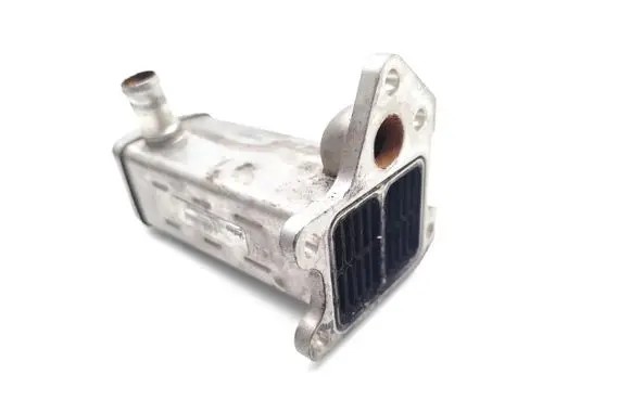 Nissan Navara EGR valve cooler 147355X00A V29005833