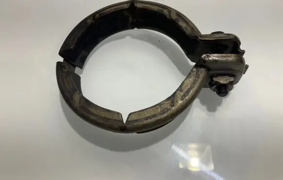 Mercedes-Benz CLS C219 Muffler pipe connector clamp A0009958902 0009958902