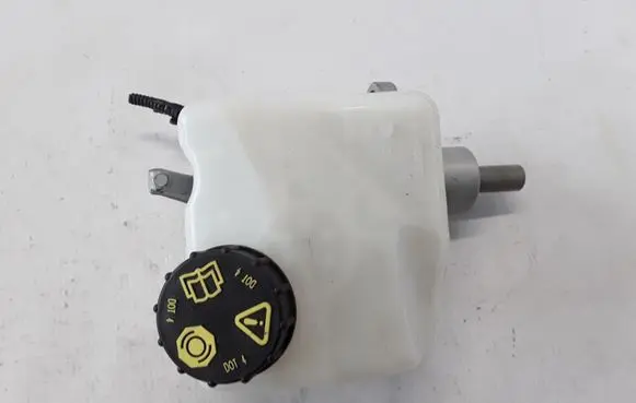 Volvo S90, V90 Master brake cylinder 31381417