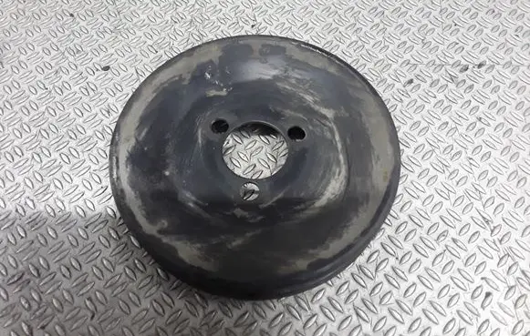 Volkswagen Transporter - Caravelle T4 Power steering pump pulley 074145255A