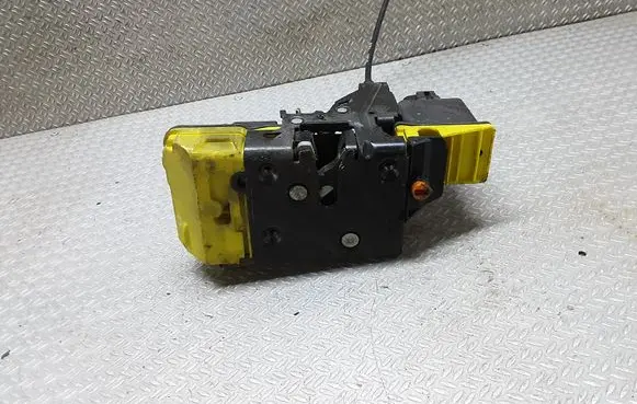 Volvo V70 Rear door lock