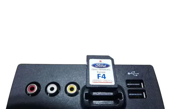 Ford Mondeo MK V USB control unit BT4T14F014AE FM5T19H449FC