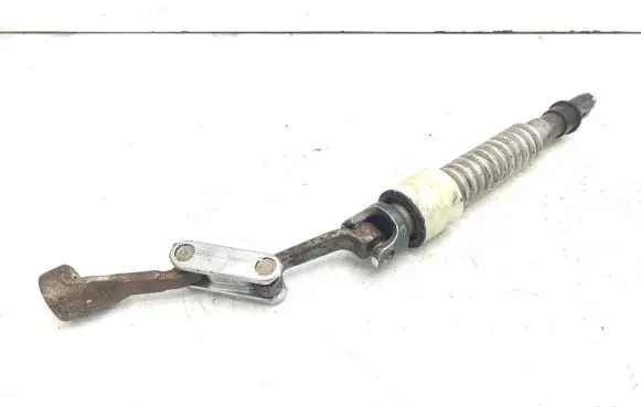 Mercedes-Benz CLS C219 Steering column universal joint 2104620748