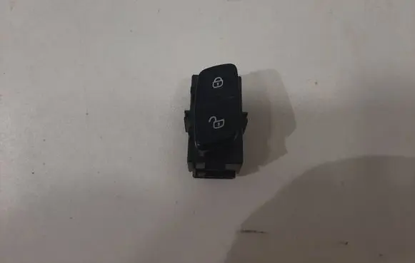 Volvo XC90 Central locking switch button 31443863