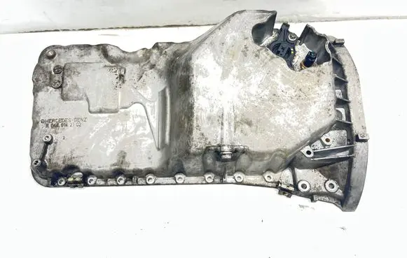 Mercedes-Benz C W204 Oil sump R6460142102