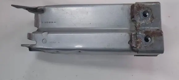 Opel Insignia A Front bumper shock/impact absorber 13235554