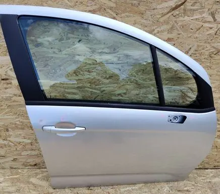 Citroen C3 Front door 