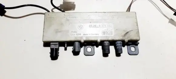 BMW 5 E39 Antenna control unit 65258378090 65.25-8378090