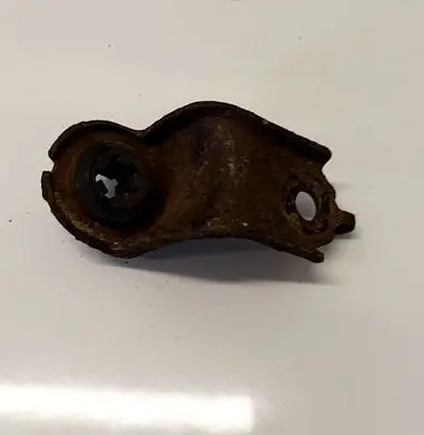 Toyota Avensis T250 Radiator mount bracket