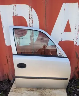 Opel Meriva A Front door