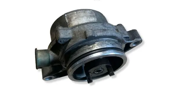 BMW 7 E38 Vacuum pump 2248632 72273603D