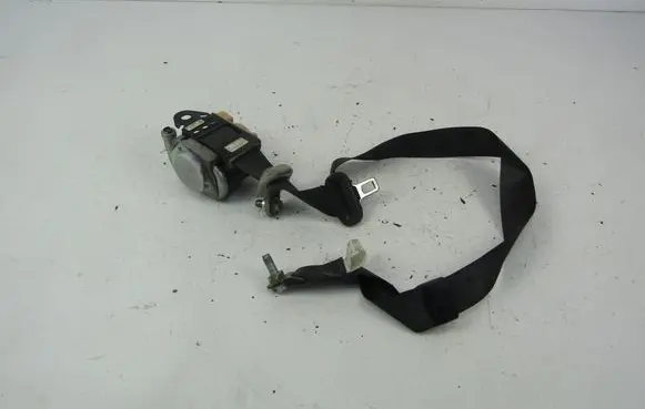 Mazda 6 Set of seat belts 