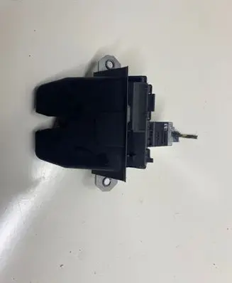 Tailgate/trunk/boot lock/catch/latch