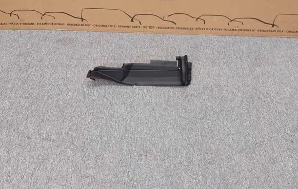 Audi Q3 8U Fender foam support/seal 8U0821170
