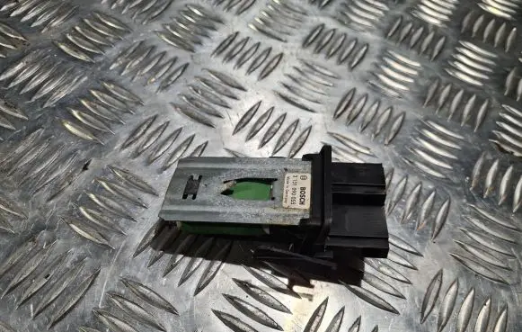 Volkswagen Caddy Heater blower motor/fan resistor 3131090055