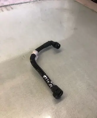 Mercedes-Benz GLA H247 Breather/breather pipe/hose A2820184200