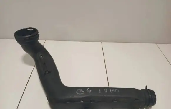 Volkswagen Golf IV Intercooler hose/pipe 1j0145770q