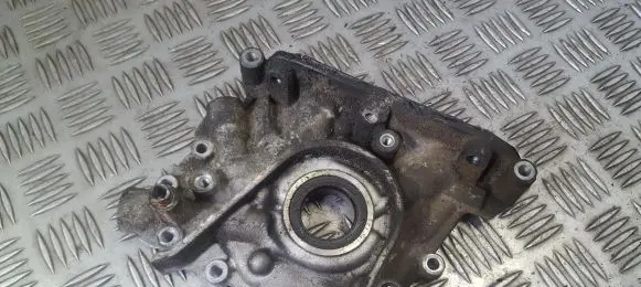 Ford Focus Oil pump 98mm6604ad