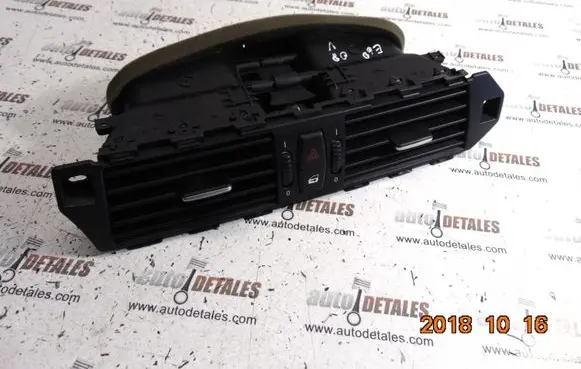 BMW 5 E60 E61 Dash center air vent grill 9112206