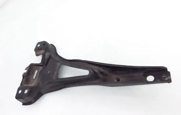 Radiator support slam panel bracket