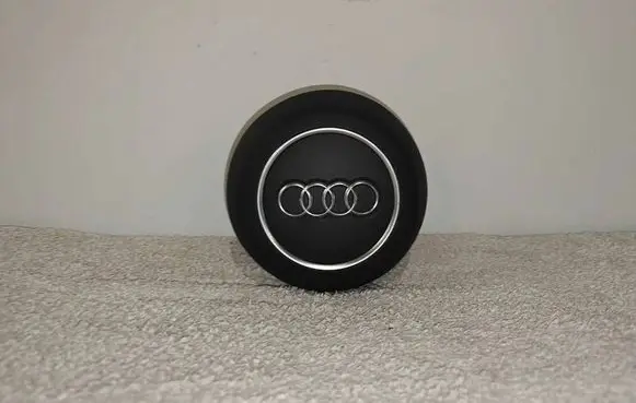 Audi A3 8Y Steering wheel airbag 8Y0880201E T82A201