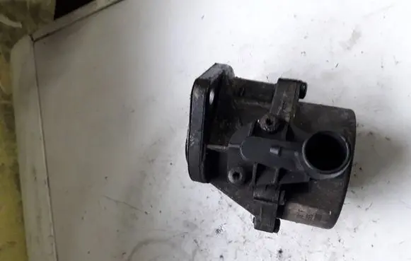 Renault Megane II Vacuum pump