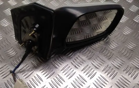 Toyota Prius (XW10) Front door electric wing mirror